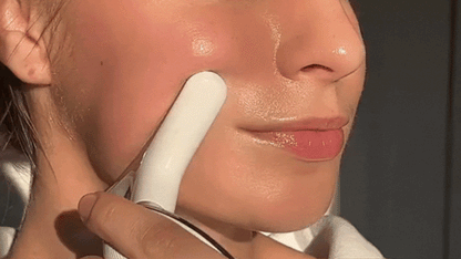 Light Therapy Face Lifter - Revitalize and Rejuvenate your skin